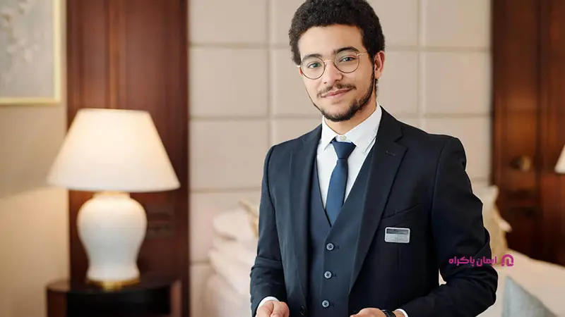 مدیر یا مهماندار هتل