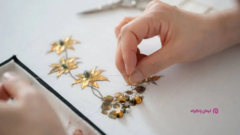 جواهردوزی و گلدوزی لباس