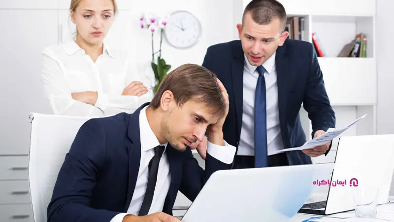 عوامل محیط کار؛ علت بی انگیزگی شغلی