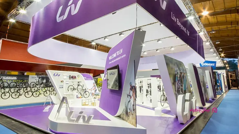 نور پردازی زیبا در غرفه نمایشگاه