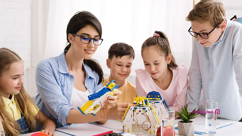 مربی رباتیک کودک و نوجوان