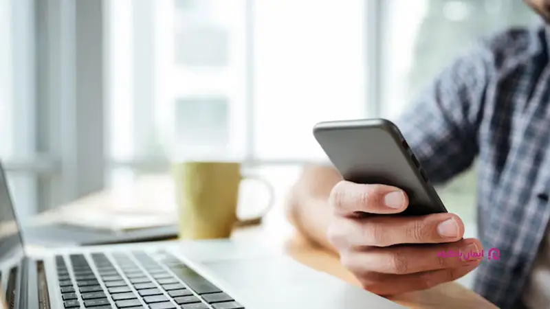 غرق شدن در دنیای مجازی؛ علت بی انگیزگی شغلی