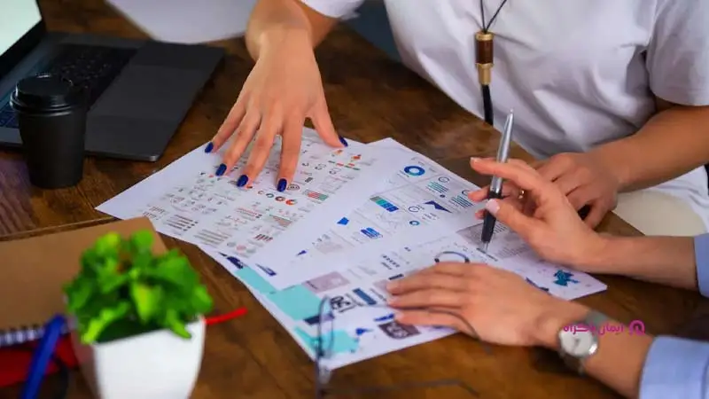 تحلیل هوشمندانه رقبا در لینکدین