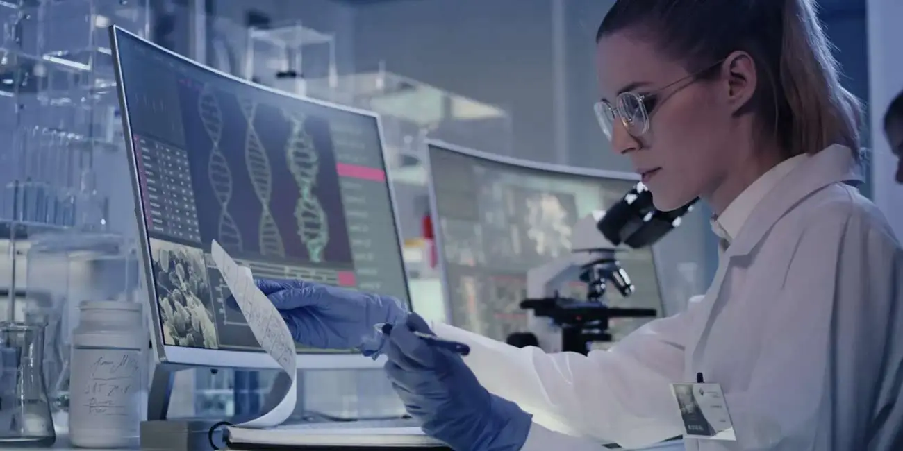 بررسی شغل های رشته مهندسی پزشکی