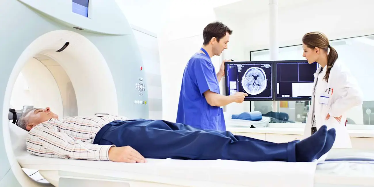 بررسی شغل های رشته پزشکی هسته ای