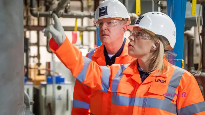 مسئول کنترل کیفیت تجهیزات هستهای