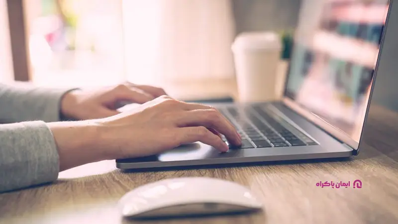 داور و نویسنده مقالات علمی