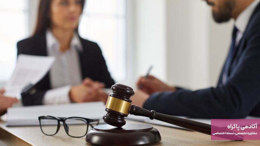 همکاریها، ارجاع مشتری و شبکهسازی حرفهای اهمیت زیادی برای وکلا و موسسات حقوقی دارد