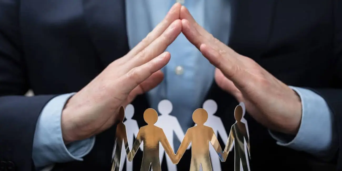 قوانین بیمه کارمندان در سال 1404