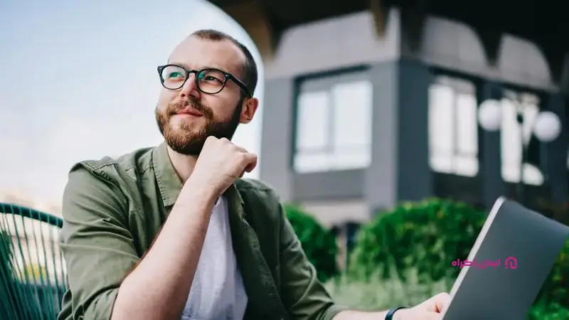 شغل فریلنسری در مقایسه با شغل ازاد