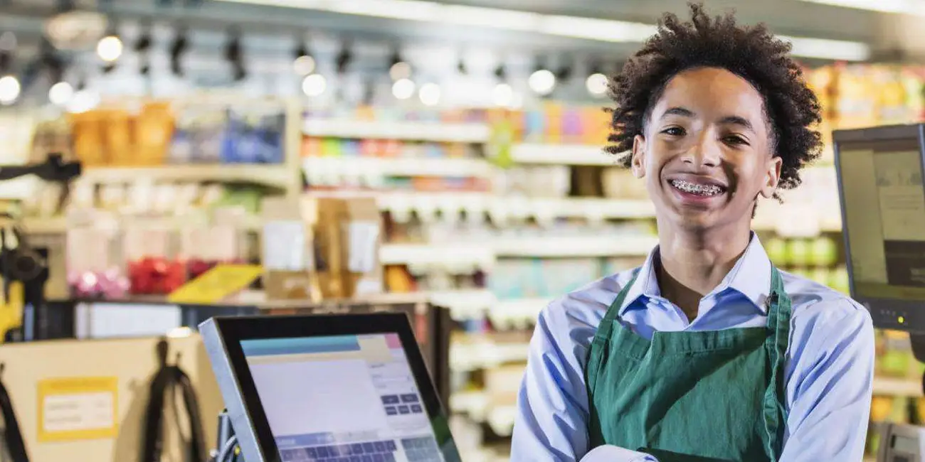 بهترین شغل برای افراد زیر 18 سال