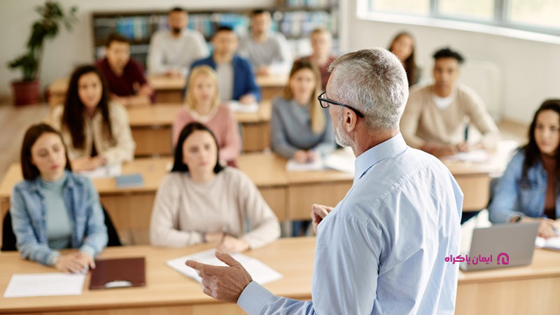 5. مدرس یا استاد جامعه‌ شناسی