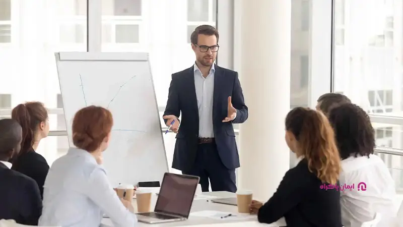 برگزاری کارگاههای کوتاه فروش و مذاکره