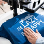 راه‌اندازی کسب و کار چاپ تیشرت از مزایا تا معایب