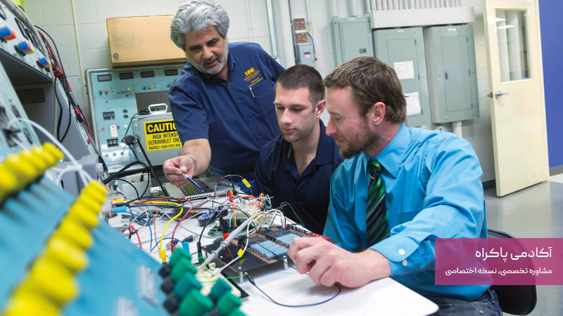 مهندس برق؛ از مشاغل پردرآمد برای مردان