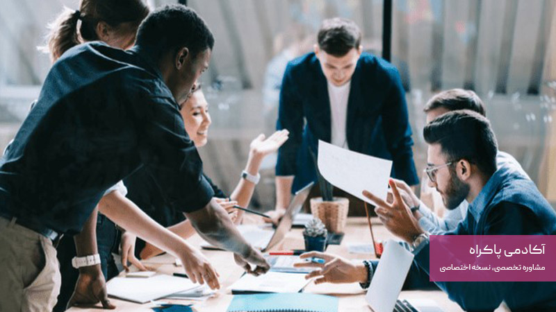  منابع انسانی یا کارکنان (Staff)