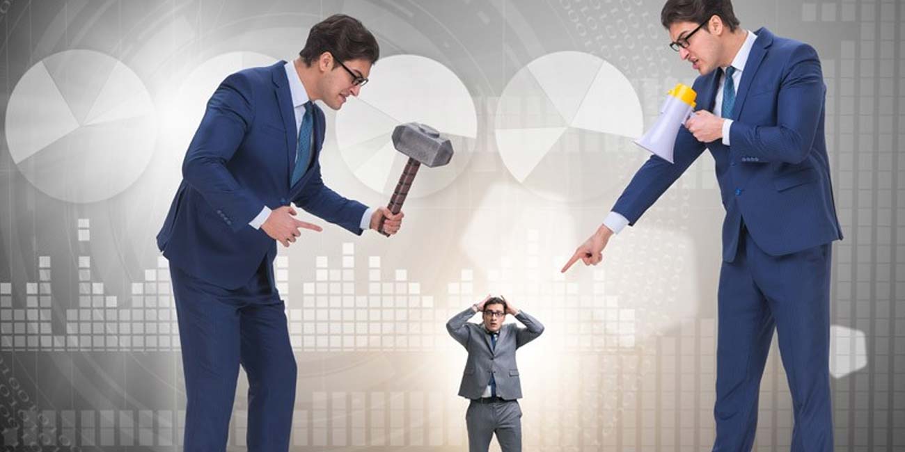 چگونه با شخصیتهای سمی در محیط کار برخورد کنیم؟